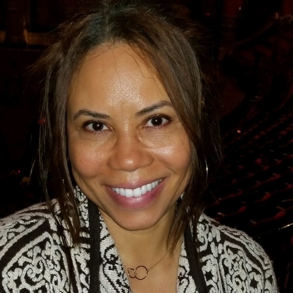 Meet your Posher, Traycee - Picture 4 of 4